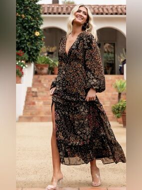 Baltic Born | Dresses | Baltic Born Corinth Maxi Dress | Poshmark
